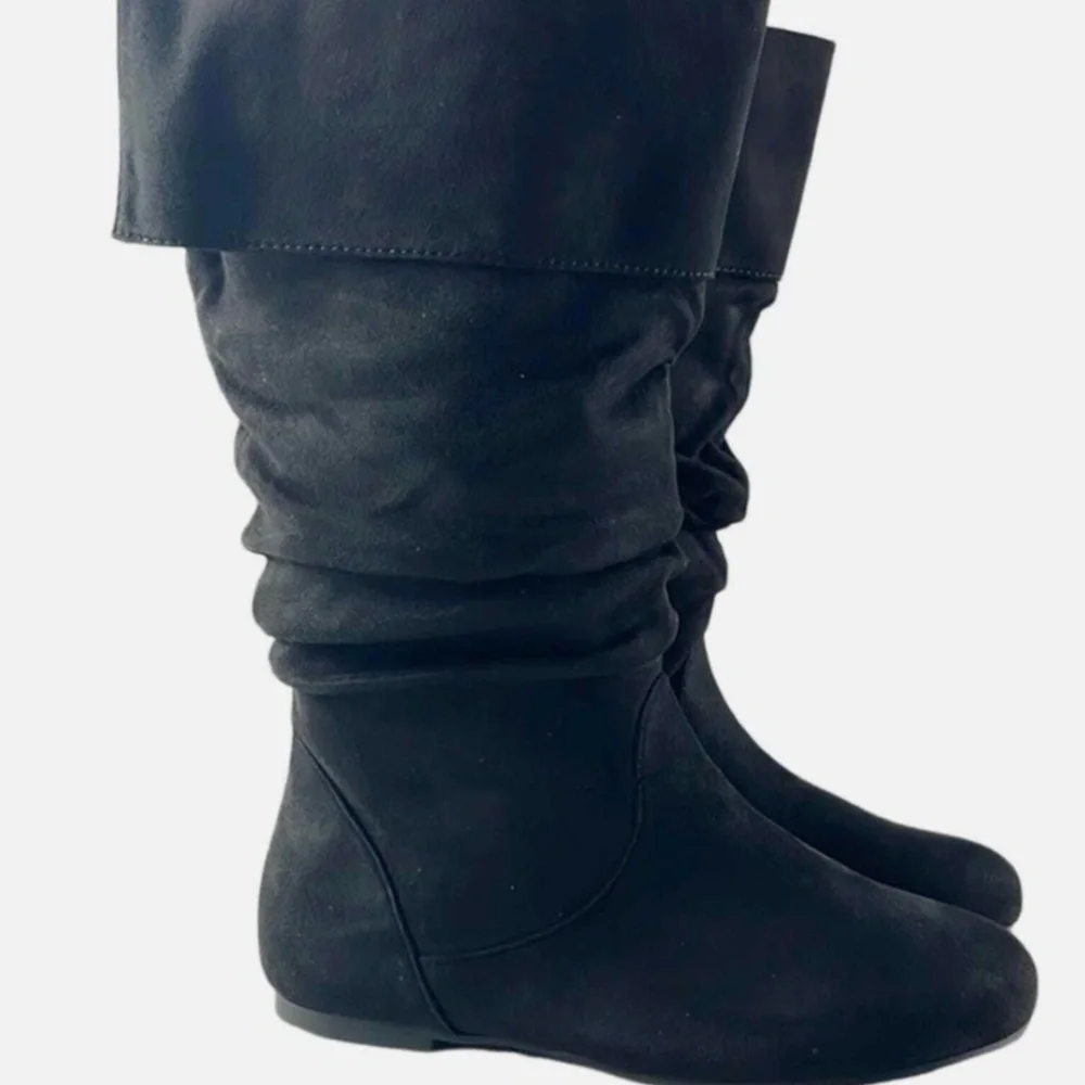 Women Slouchy Boots NWOB size 10